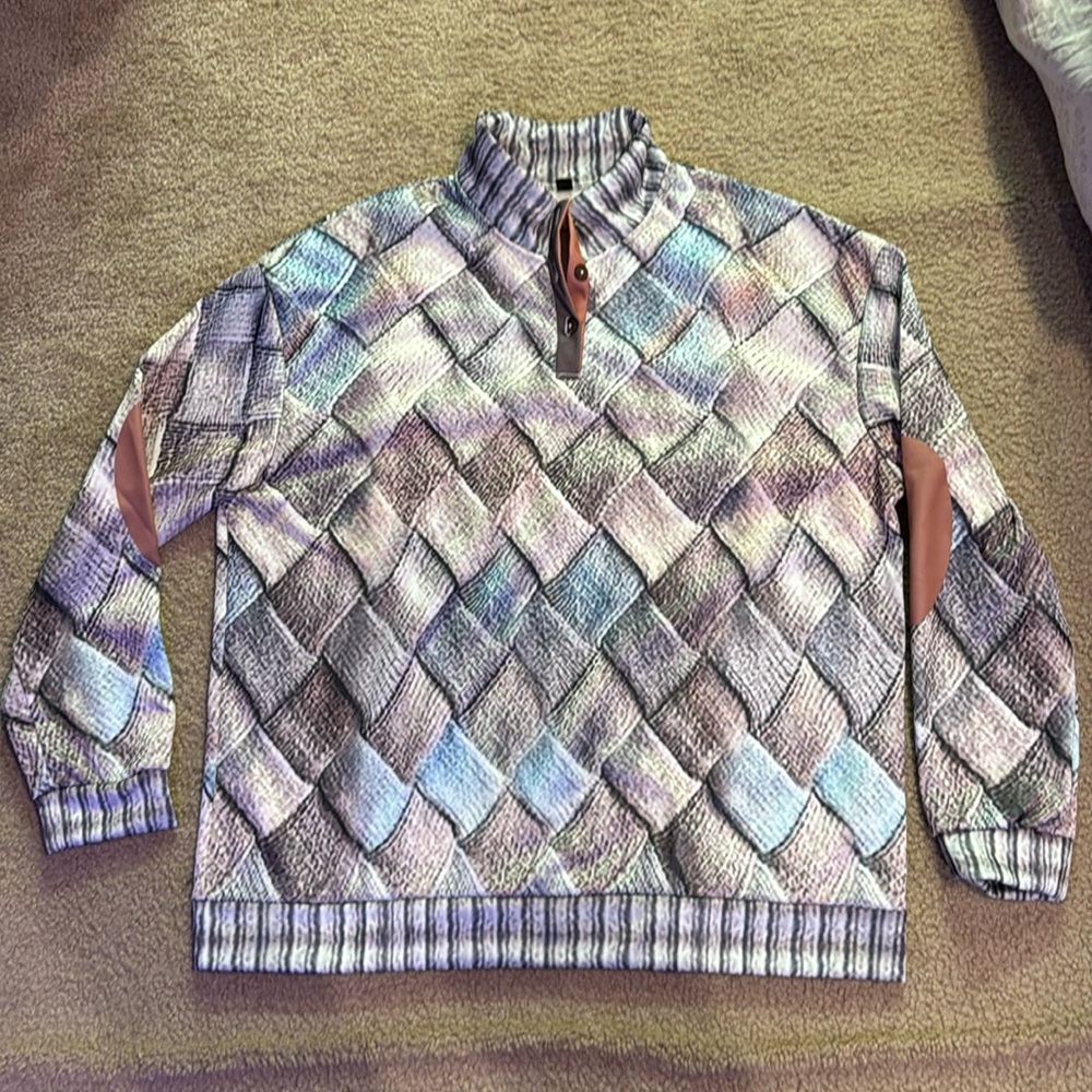 Unique online purchase of a men’s shirt/sweatshirt